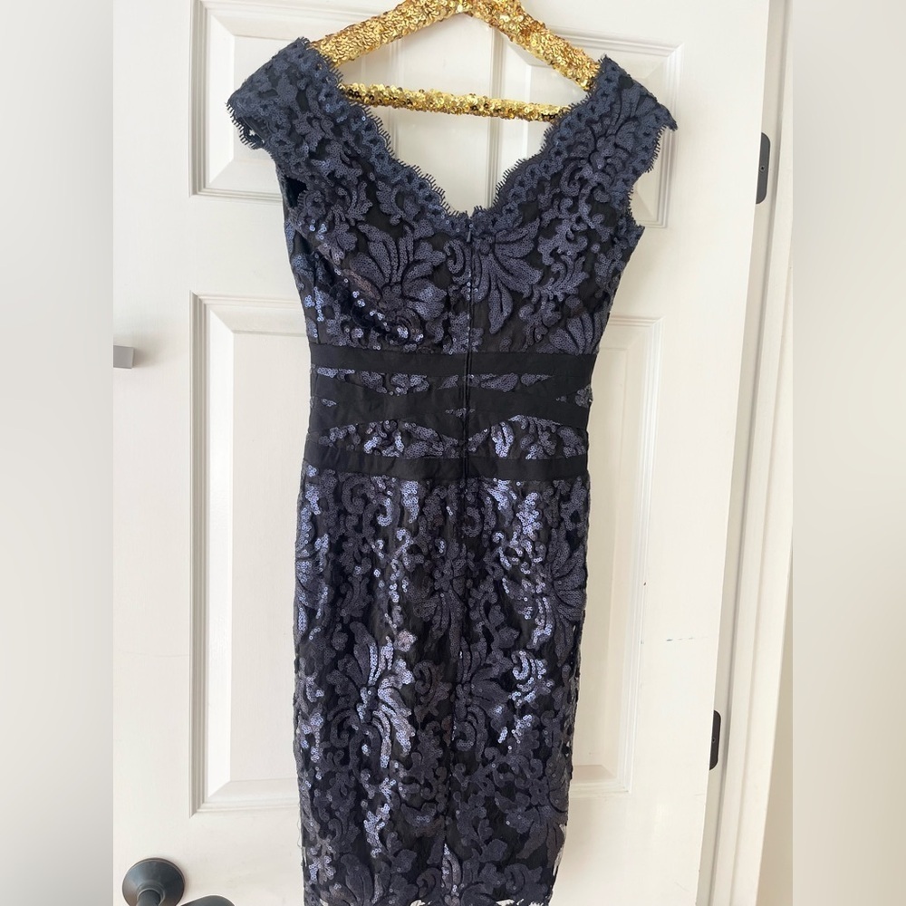 Tadashi Shoji Sequin Lace Banded Navy Black Sheath Cocktail Dress Whimsigoth - Picture 8 of 12